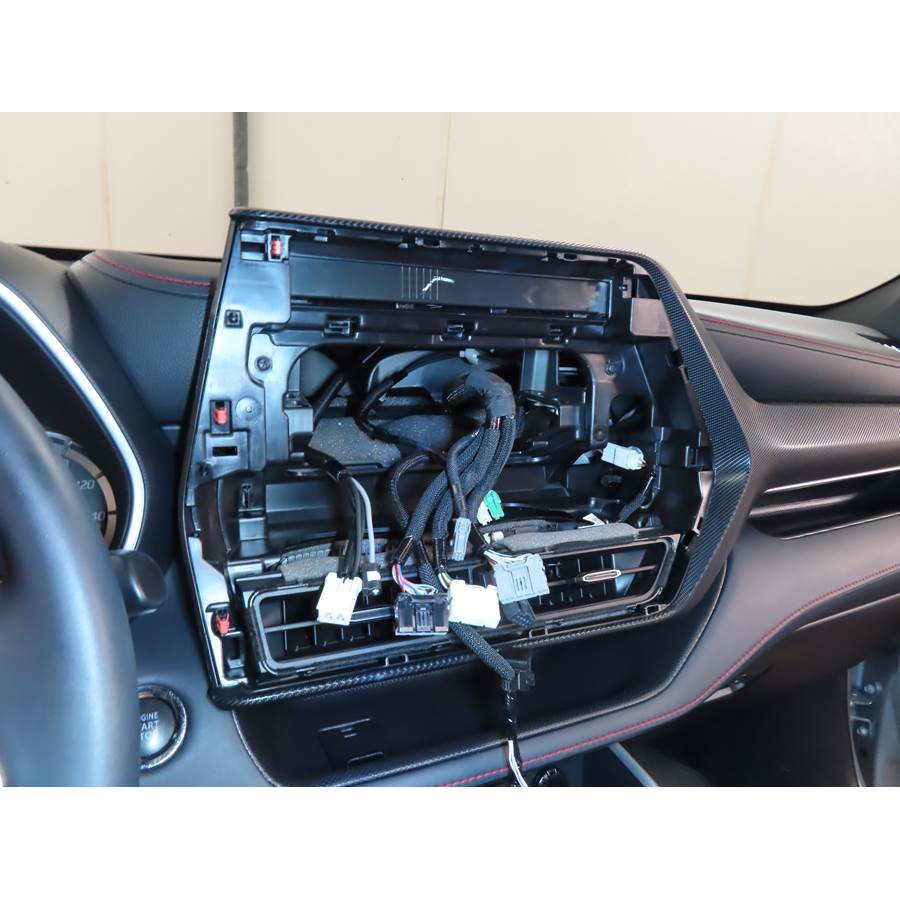 2020 Toyota Highlander Factory radio removed