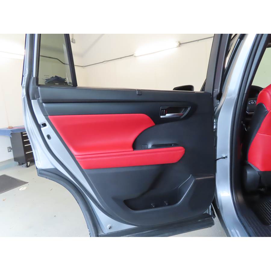 2020 Toyota Highlander Rear door speaker location