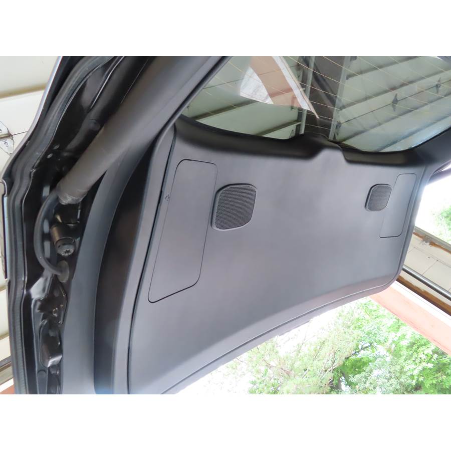2020 Toyota Highlander Tail door speaker location
