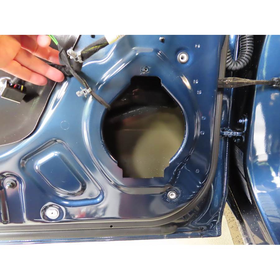 2022 GMC Sierra 1500 Rear door speaker removed