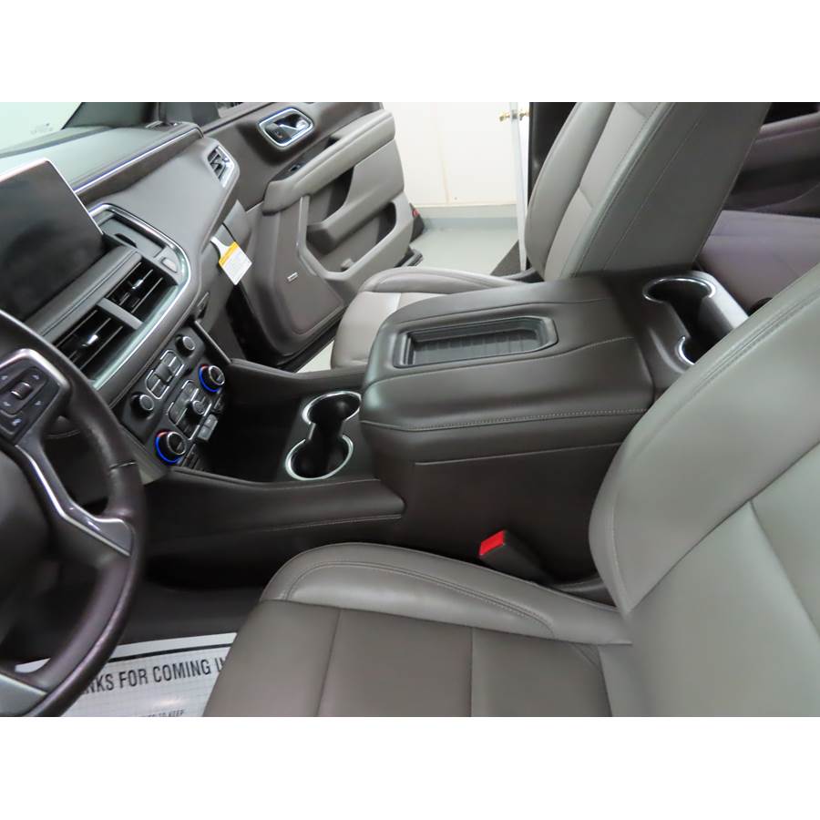 2023 GMC Yukon Center console speaker location