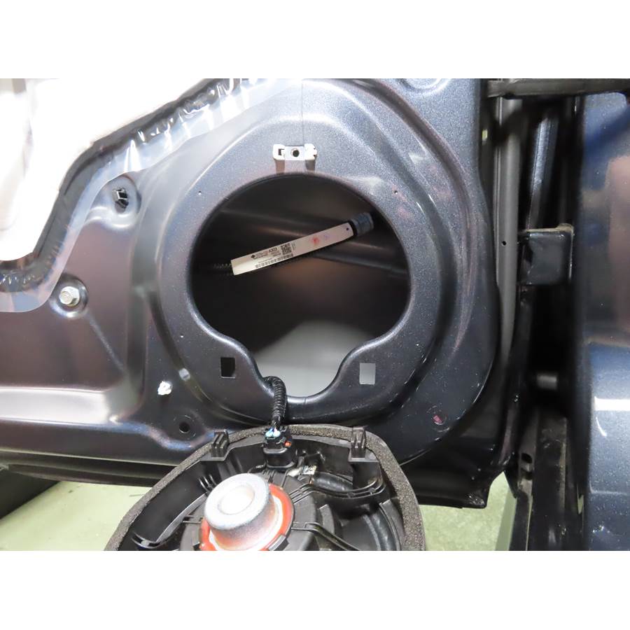 2023 Honda Civic Rear door woofer removed