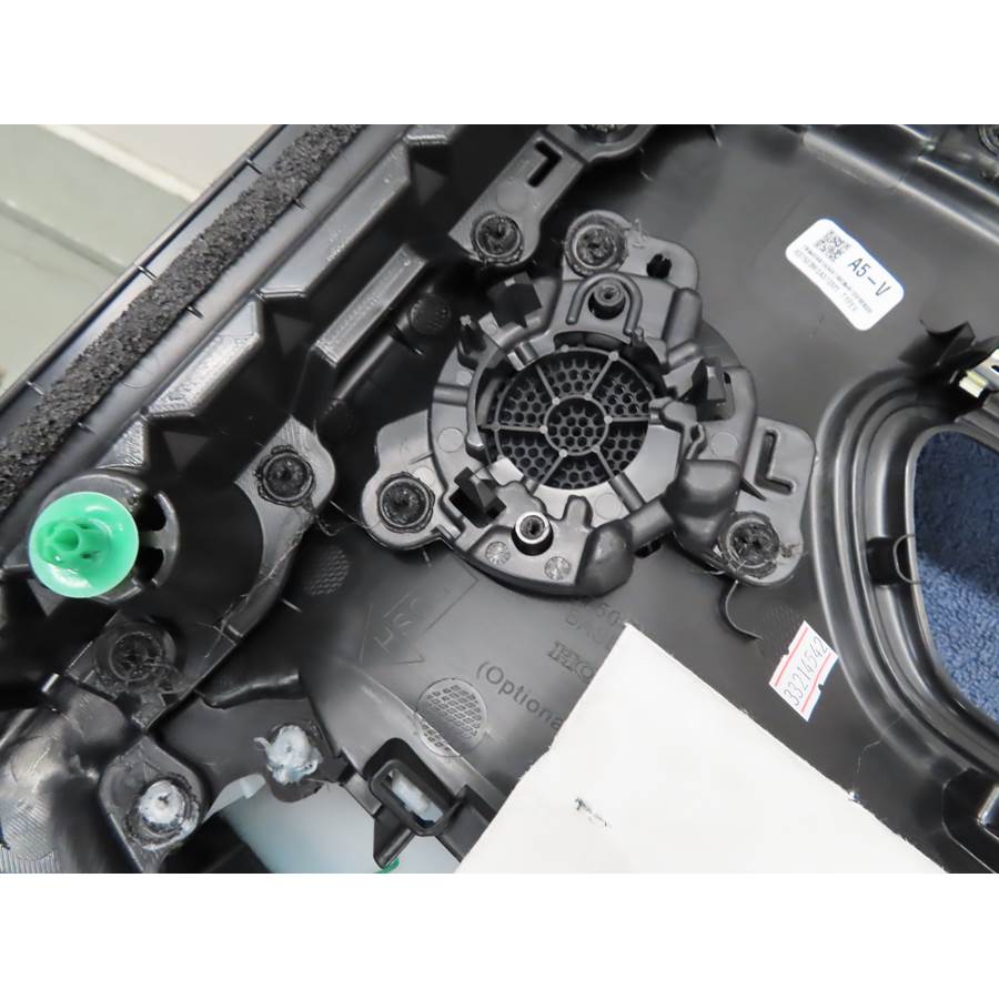 2025 Honda HR-V Rear door tweeter removed