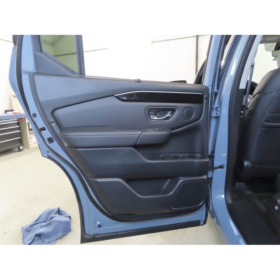 2023 Honda Pilot Rear door speaker location