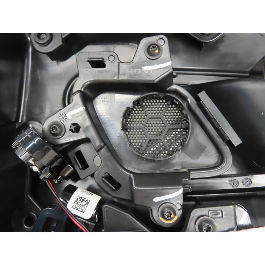 2025 Honda Prologue Rear door tweeter removed