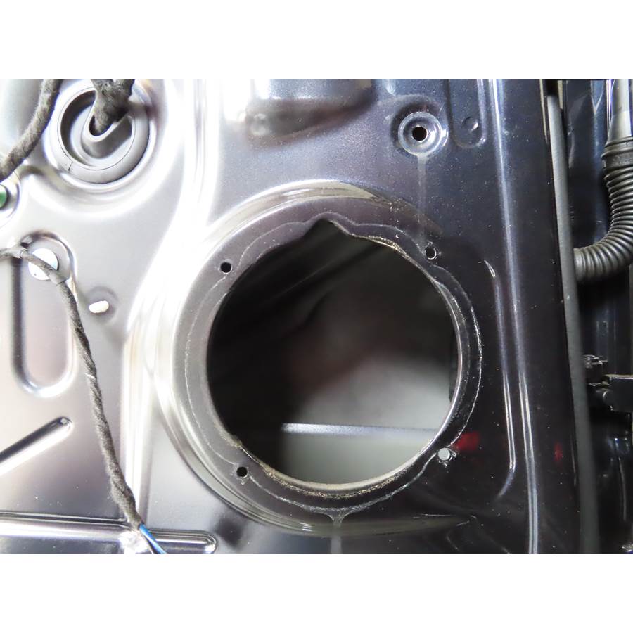 2019 Volkswagen Atlas Rear door woofer removed