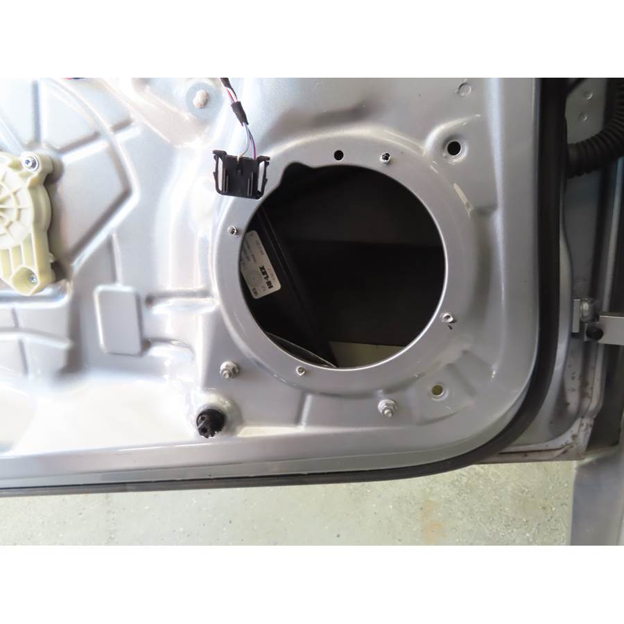 2020 Volkswagen Jetta Front door woofer removed