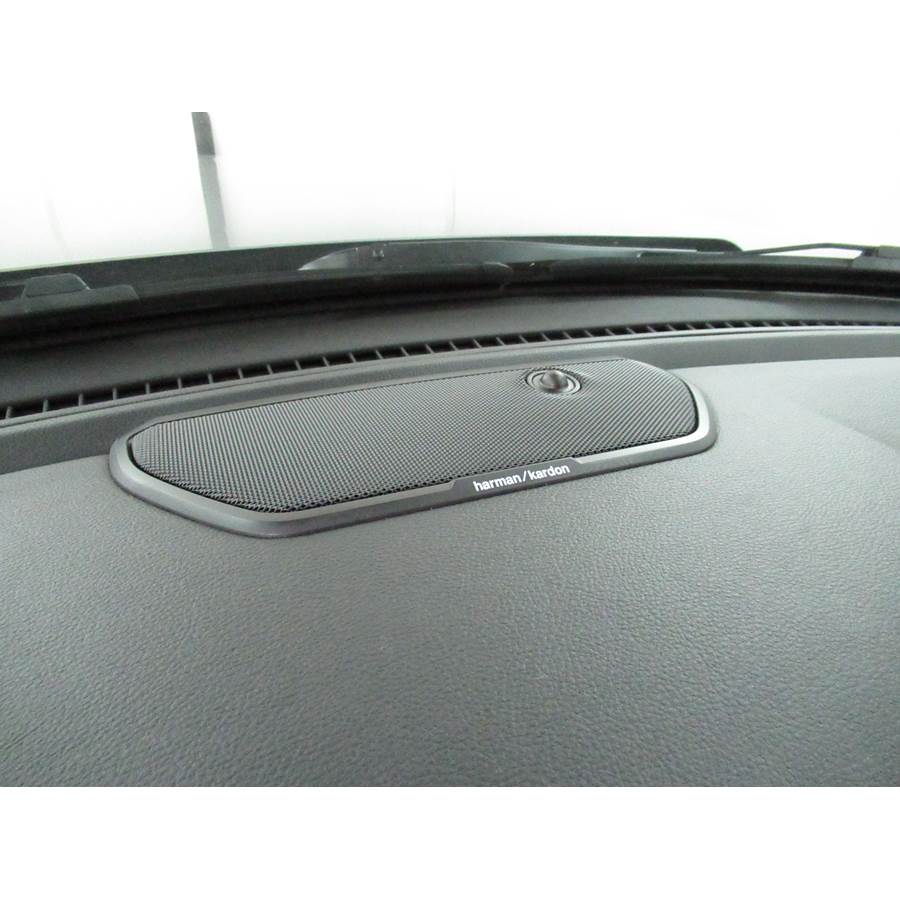 2020 Ram 1500 Center dash speaker location