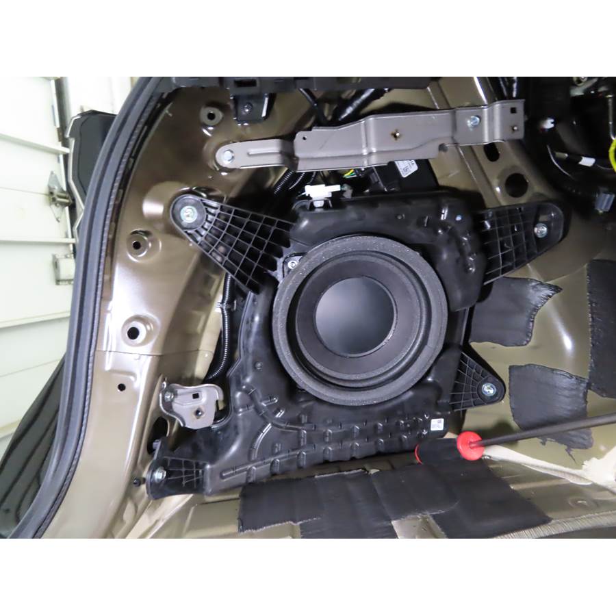 2023 Subaru Outback Far-rear side speaker