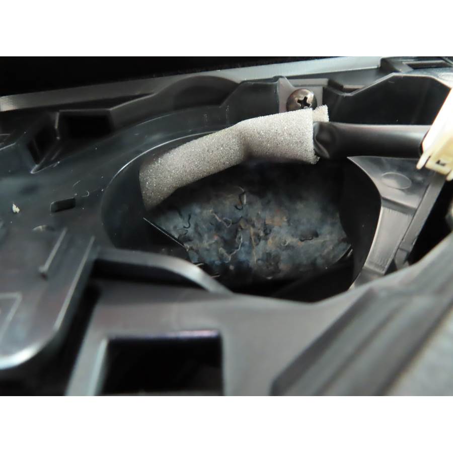 2022 Subaru Outback Dash speaker removed