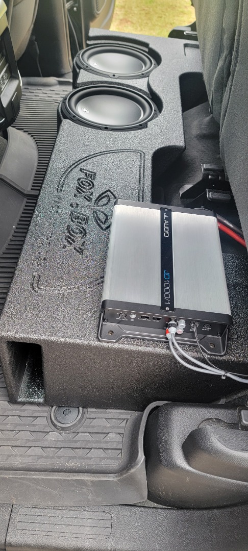 Customer Reviews: JL Audio 10W3v3-4 W3v3 Series 10