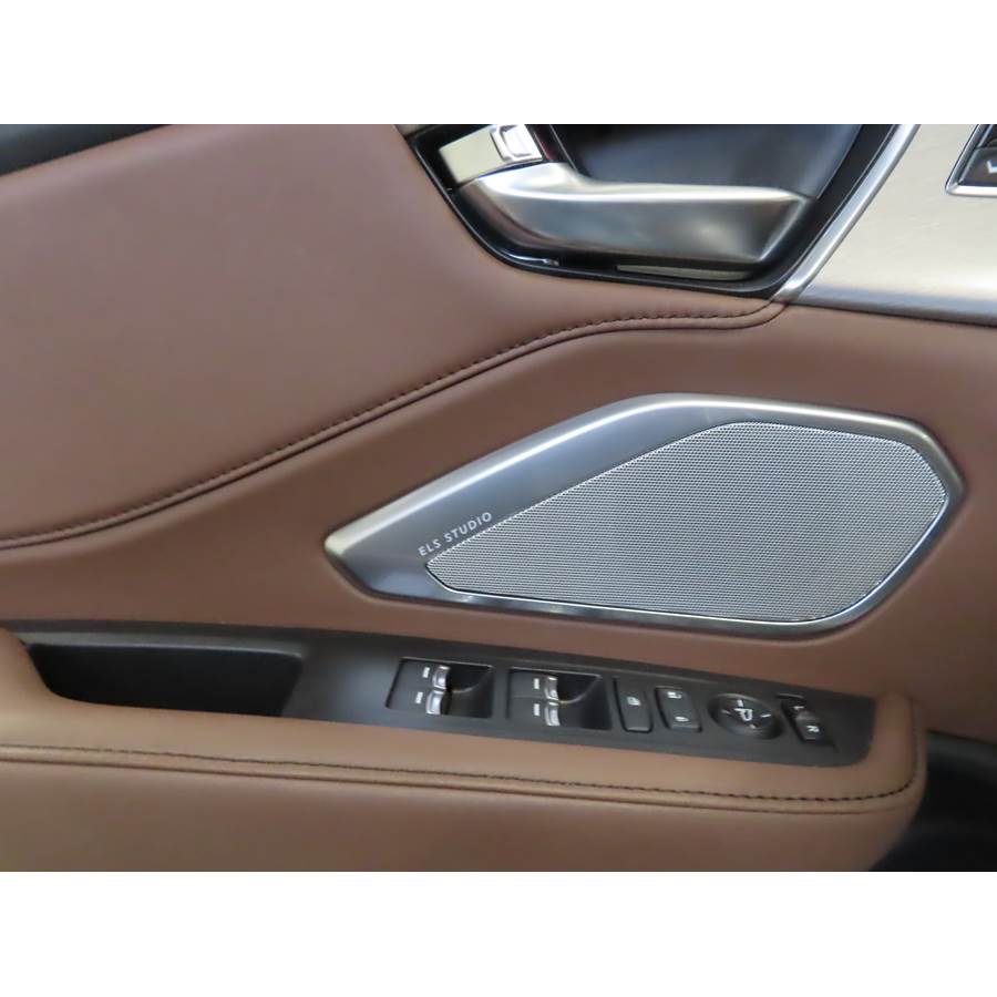 2021 Acura RDX Front door midrange location
