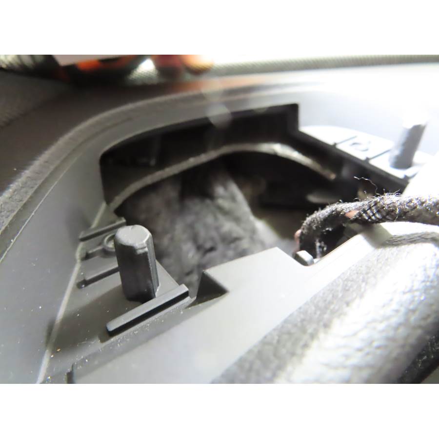2013 Audi A7 Dash speaker removed