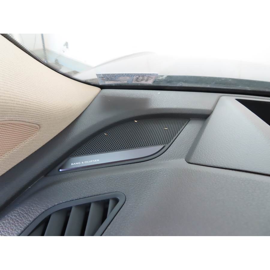 2019 Audi SQ5 Dash speaker location