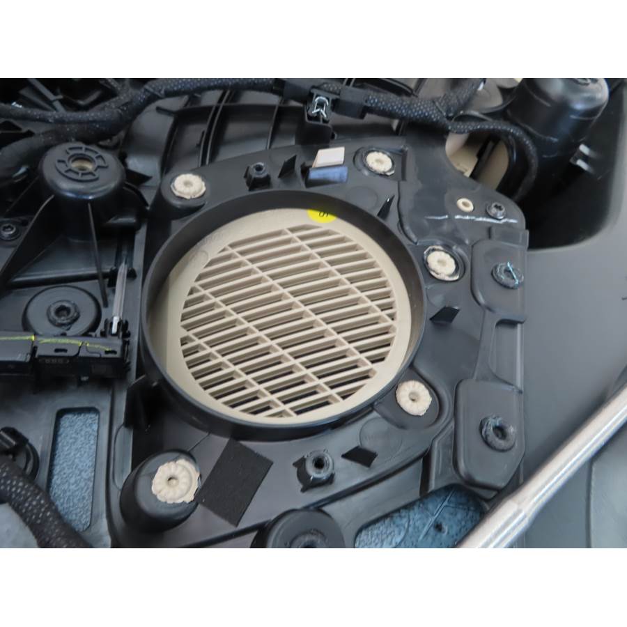 2018 Audi SQ5 Front door midrange removed