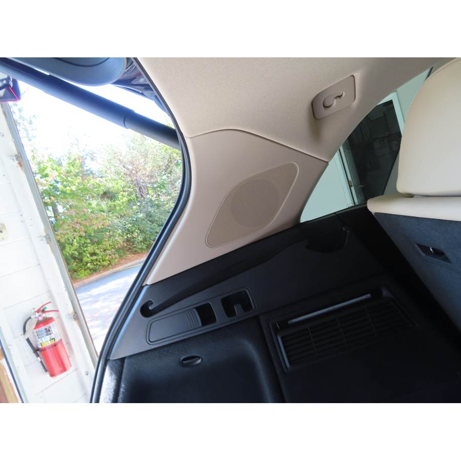 2018 Audi SQ5 Rear pillar speaker location