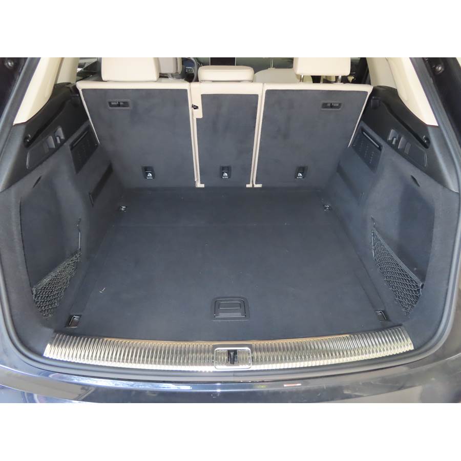 2018 Audi SQ5 Cargo space