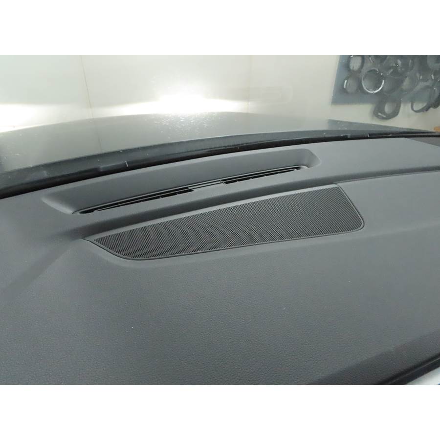 2022 Audi Q7 Center dash speaker location