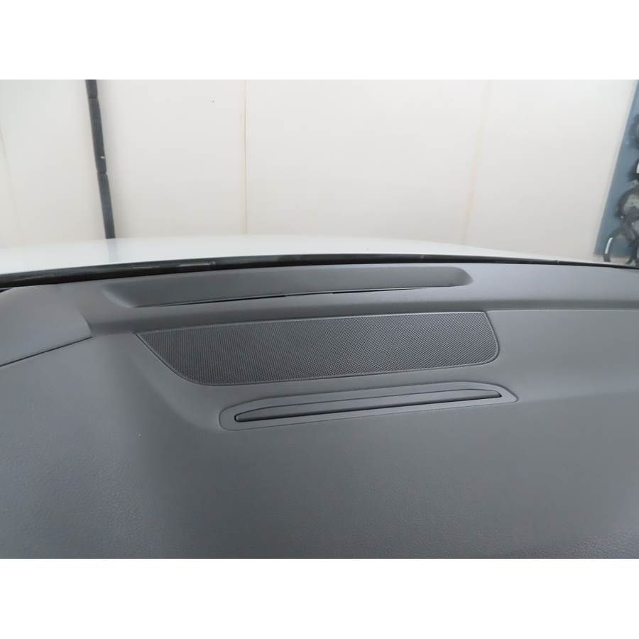 2017 Audi Q7 Center dash speaker location