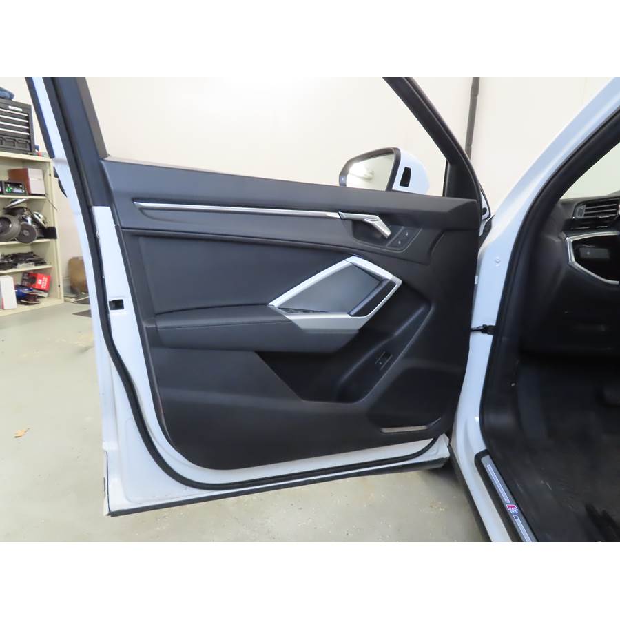 2021 Audi Q3 Front door speaker location
