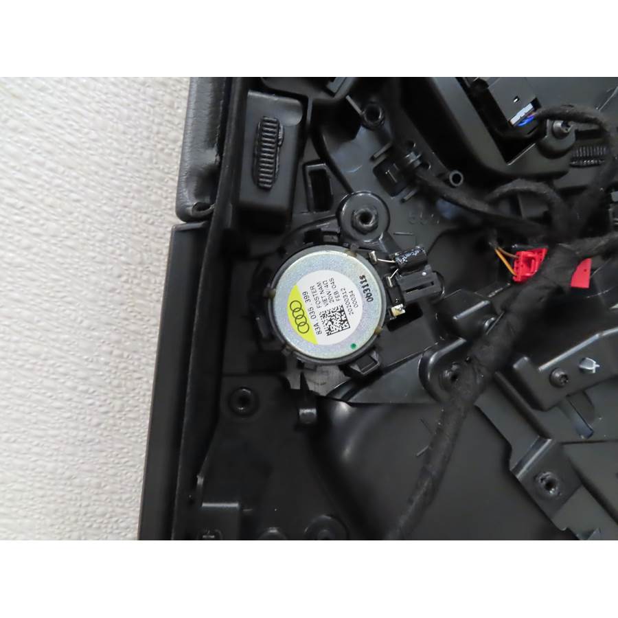 2023 Audi Q3 Rear door tweeter