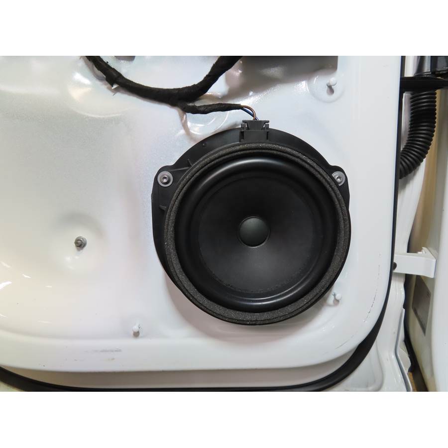 2023 Audi Q3 Rear door woofer