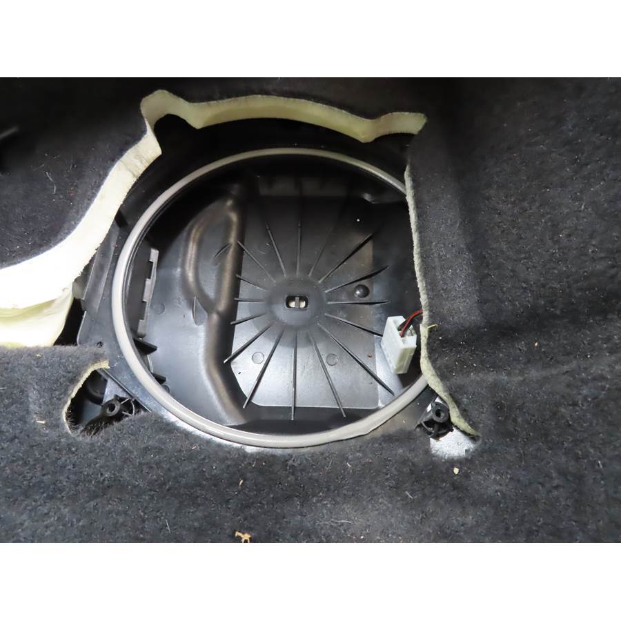 2018 BMW 2 Series Under front seat speaker removed