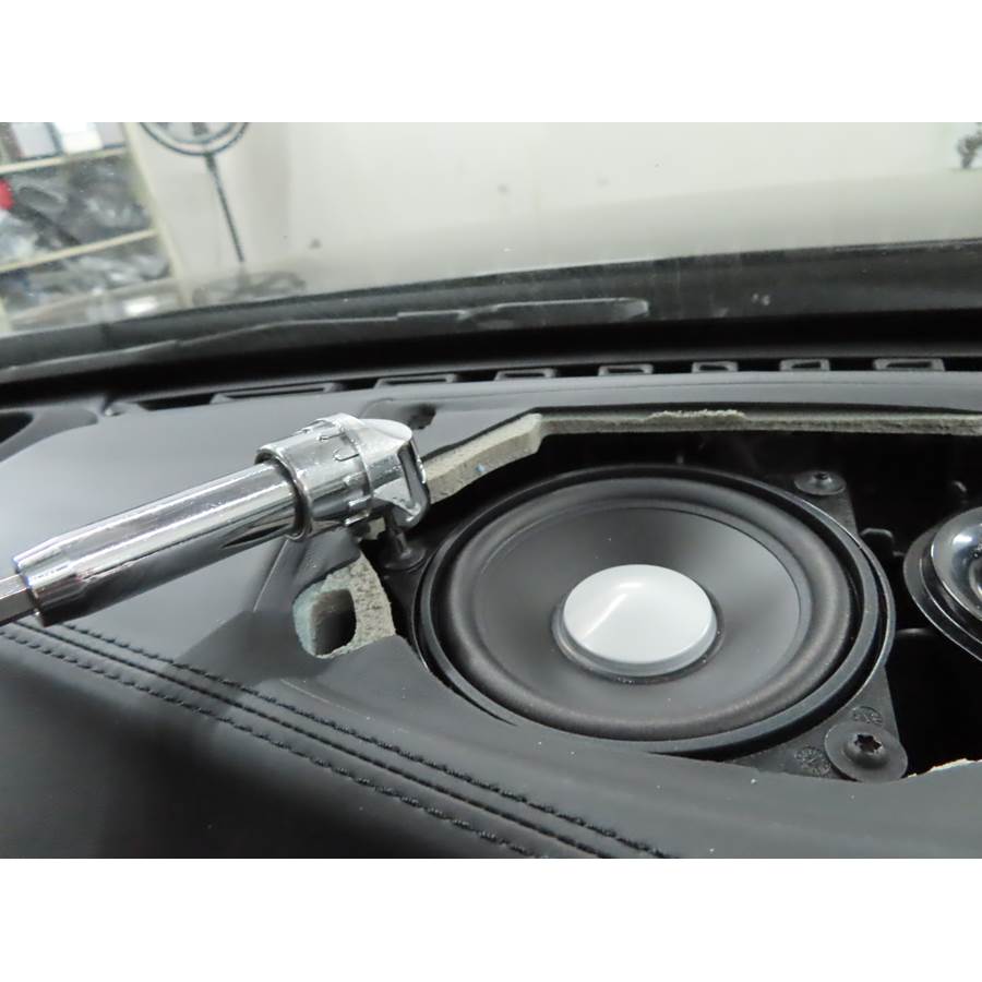 2015 BMW 4 Series Center dash speaker