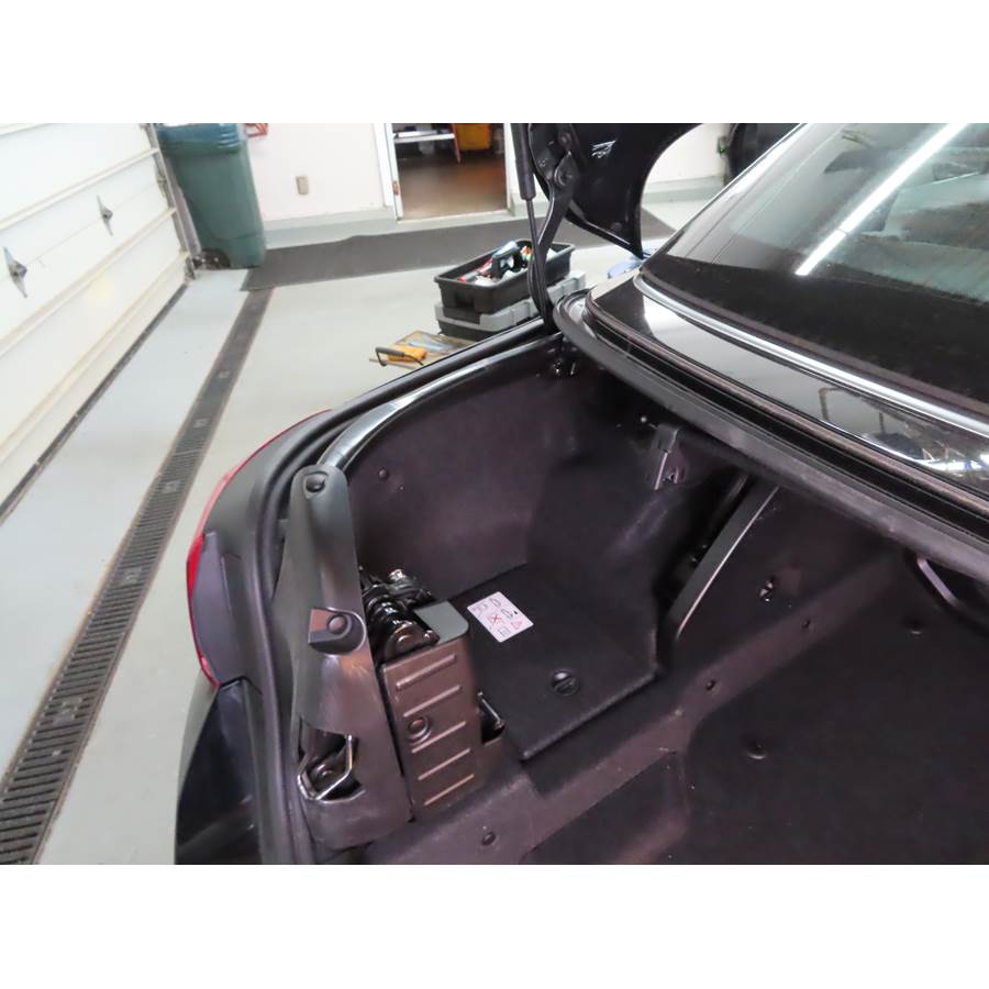 2016 BMW 4 Series Factory amplifier location