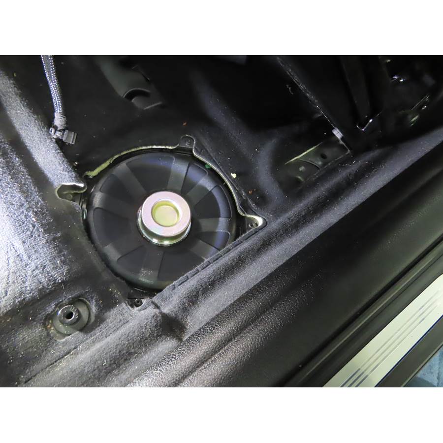 2018 BMW 4 Series Under front seat speaker