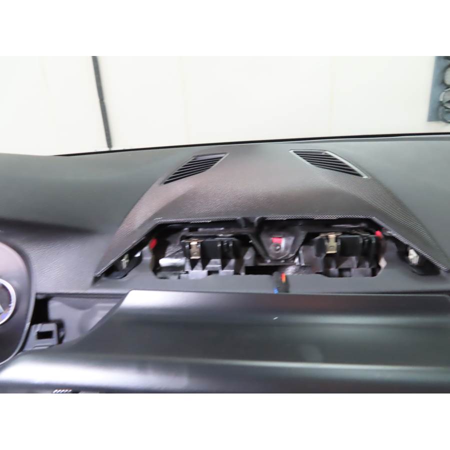 2019 BMW 5 Series Center dash speaker location