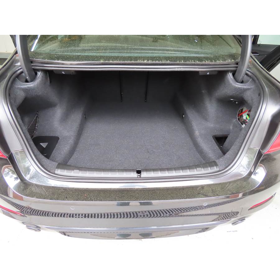 2021 BMW 5 Series Cargo space