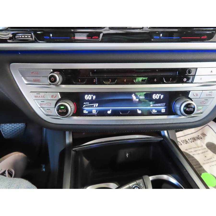 2020 BMW 7 Series Factory Radio
