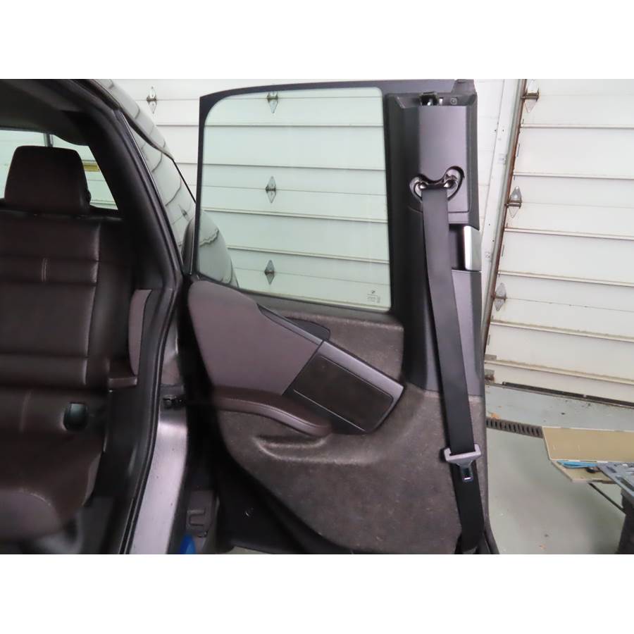 2021 BMW i3 Rear door speaker location