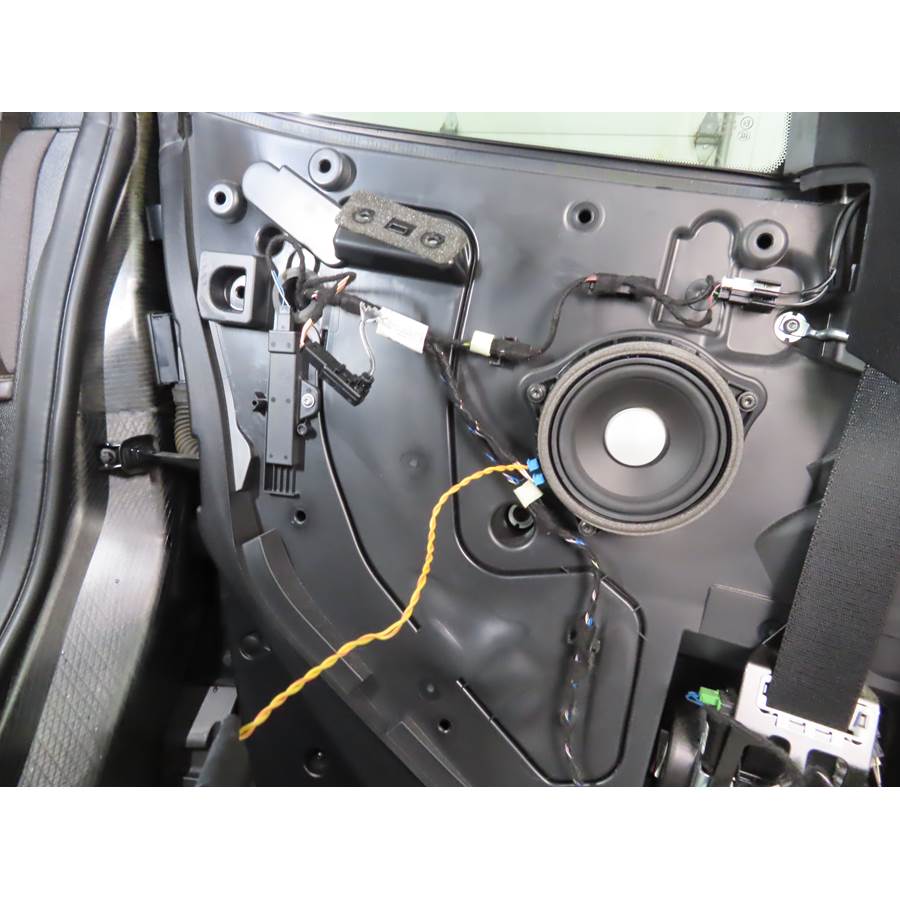 2021 BMW i3 Rear door woofer