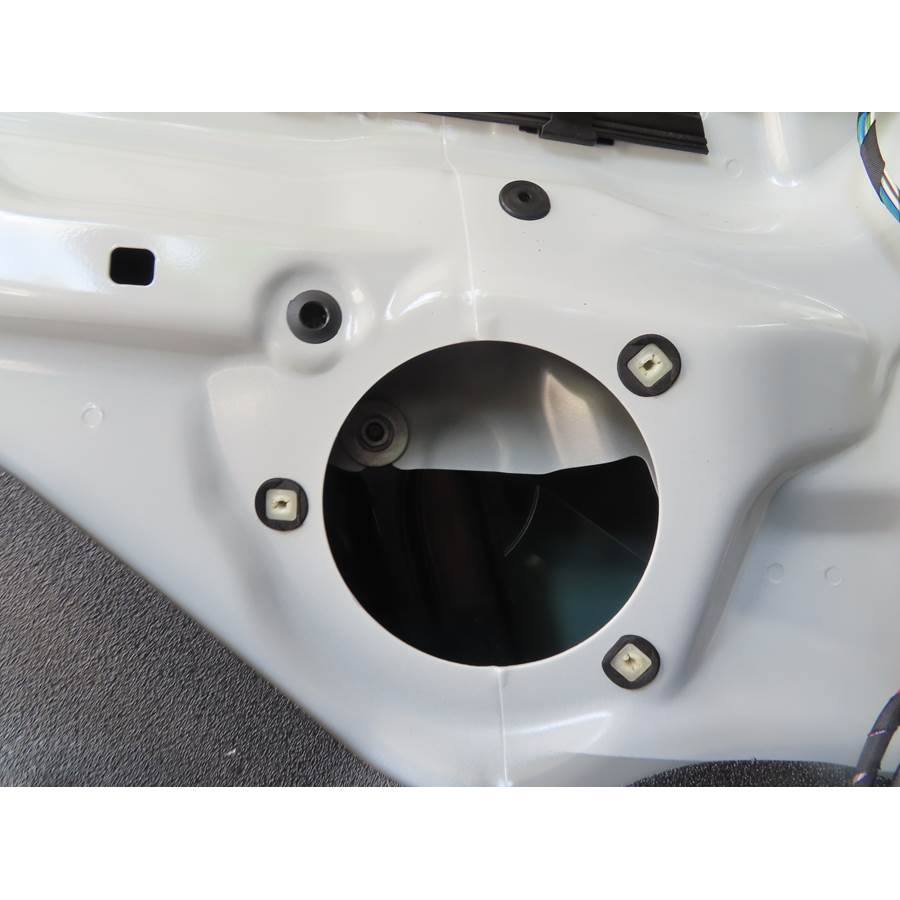 2015 BMW X4 Front door midrange removed