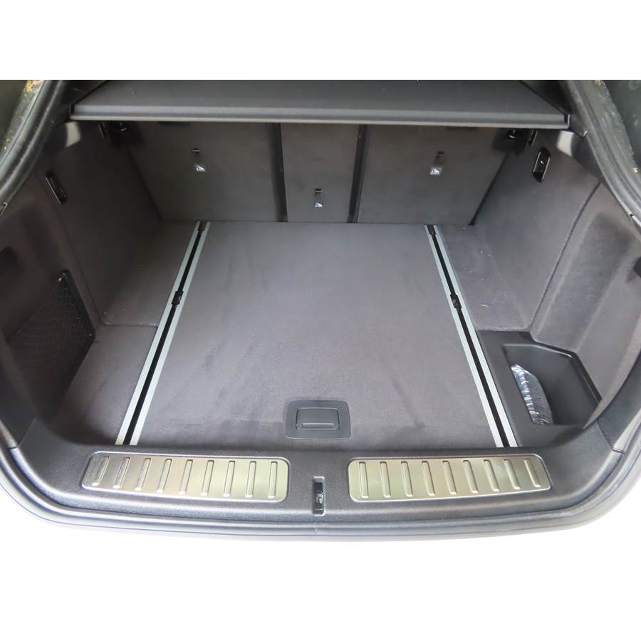 2016 BMW X4 Cargo space