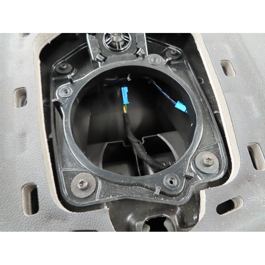 2021 BMW X4 Center dash speaker removed
