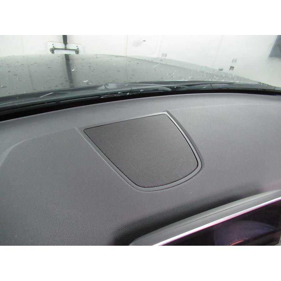 2018 BMW X5 Center dash speaker location