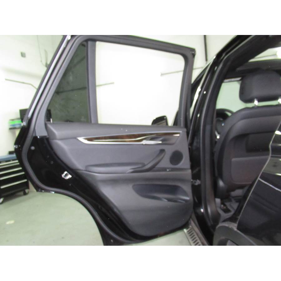 2015 BMW X5 Rear door speaker location