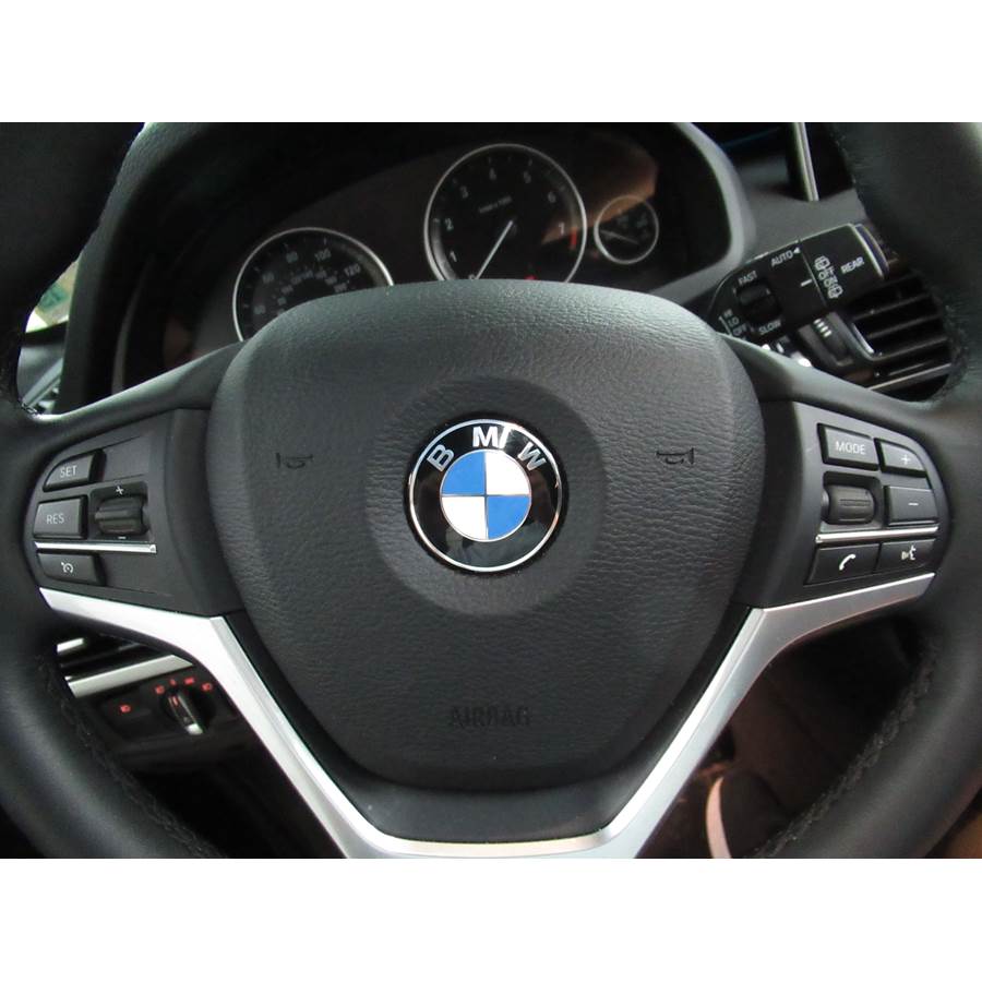 2015 BMW X5 Steering wheel audio controls