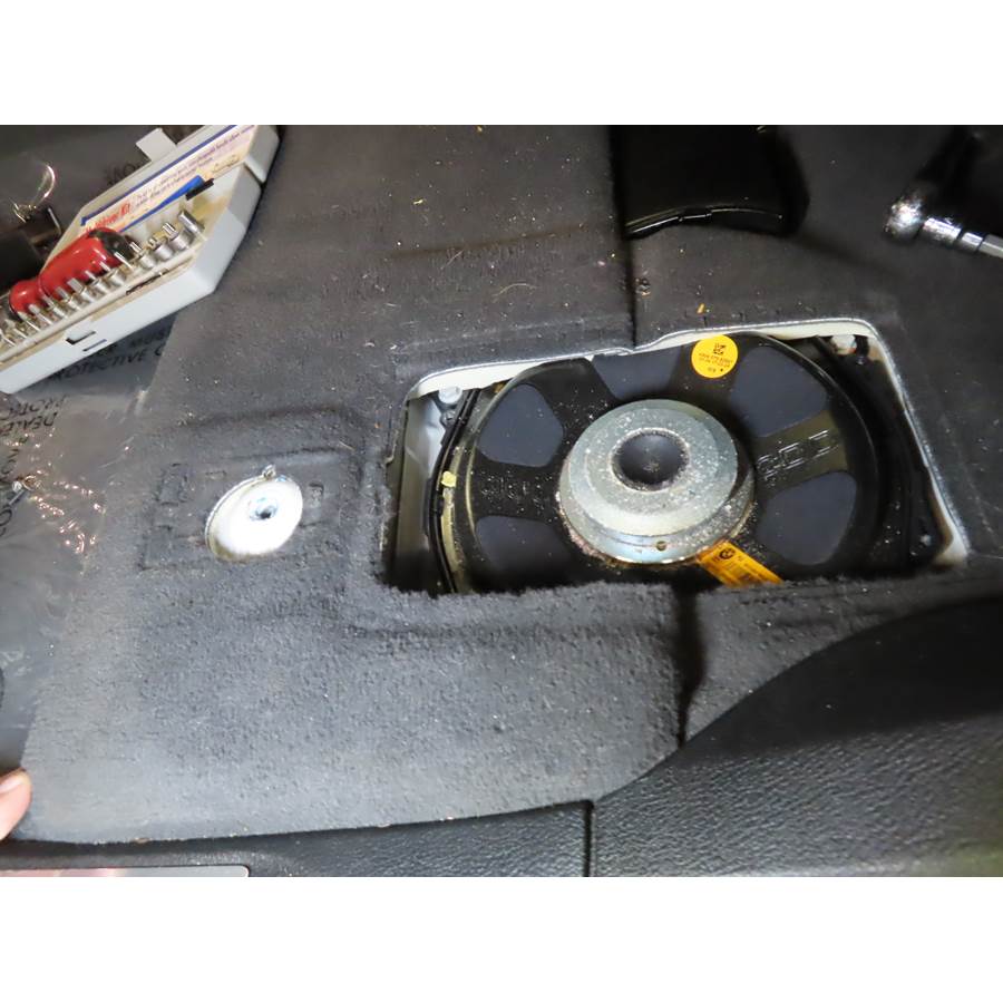 2015 BMW X6 Under front seat speaker