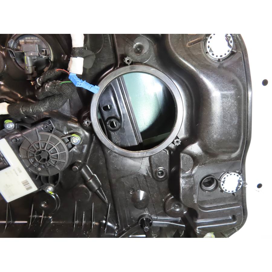 2022 BMW 3 Series Front door midrange removed