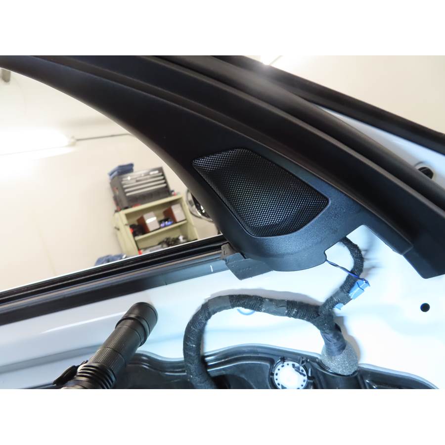 2022 BMW 3 Series Front door tweeter location