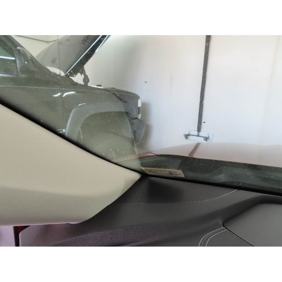 2022 Buick Envision Dash speaker location