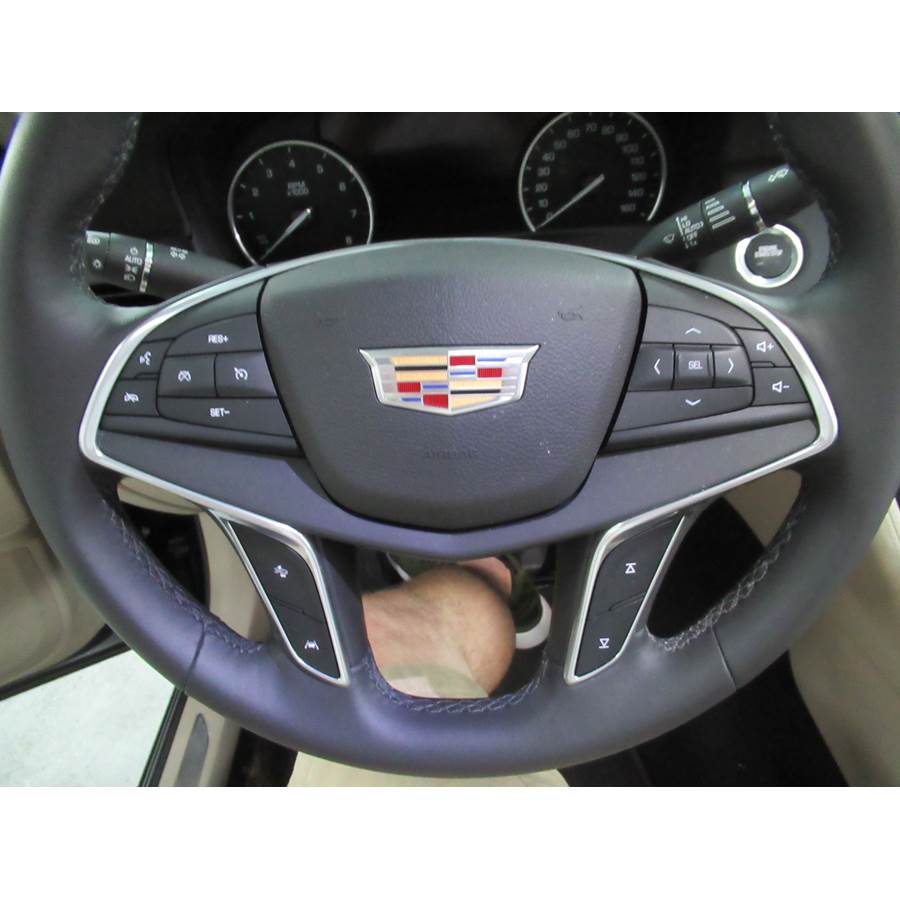 2018 Cadillac CT6 Steering wheel audio controls