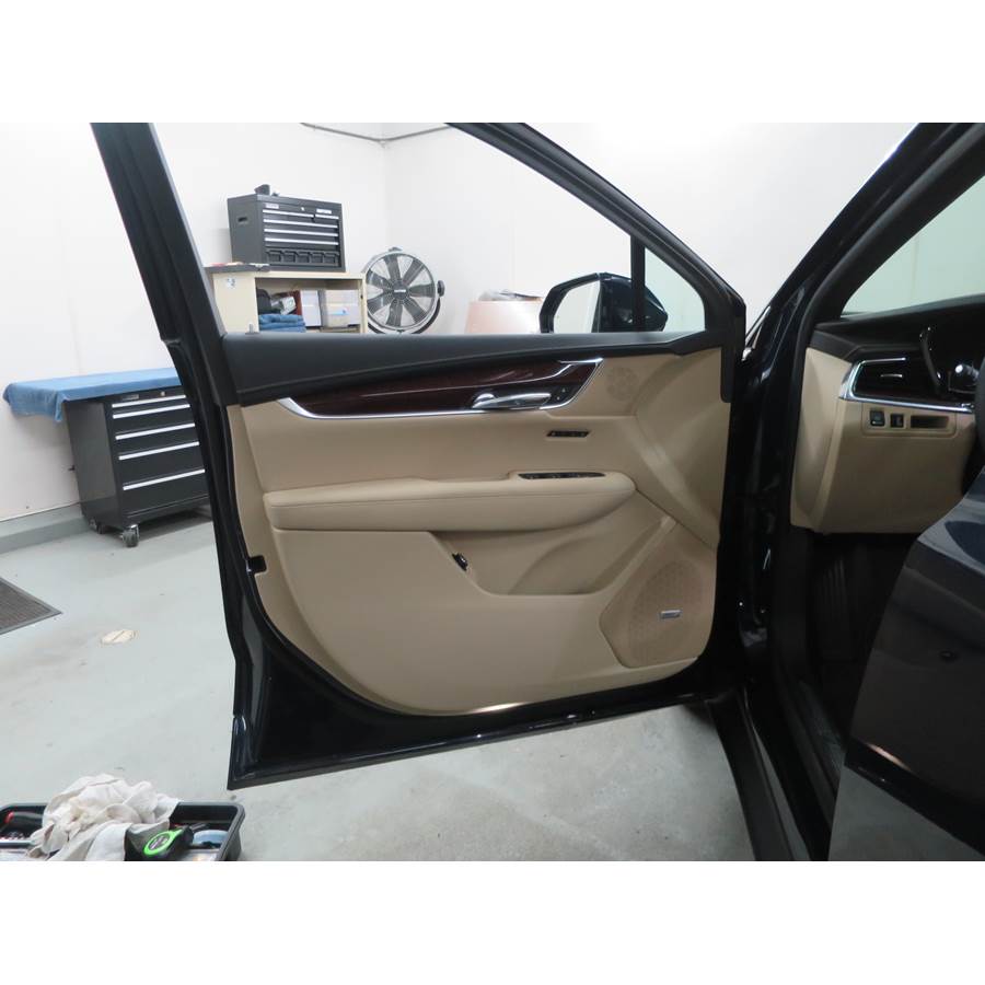 2017 Cadillac XT5 Front door speaker location