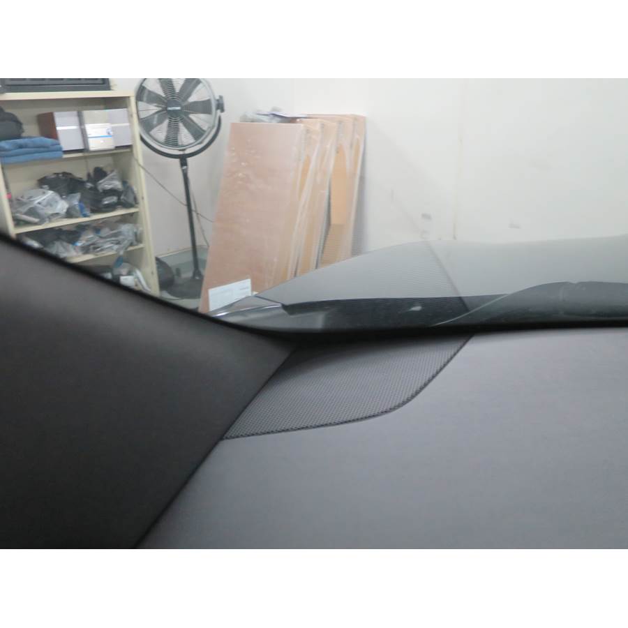 2018 Cadillac XT5 Dash speaker location