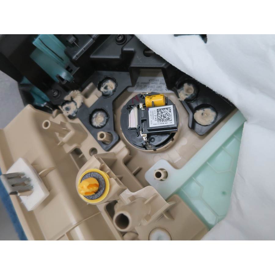2021 Cadillac XT5 Rear door tweeter