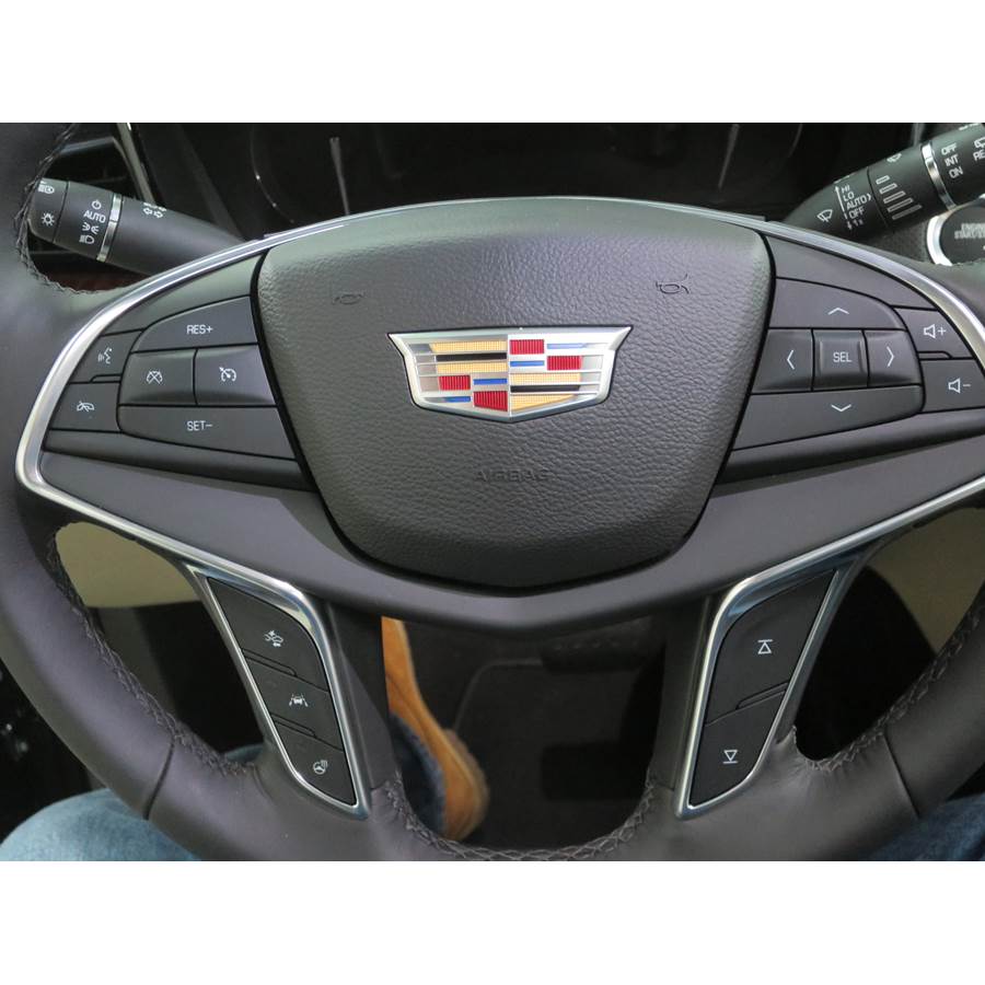 2019 Cadillac XT5 Steering wheel audio controls